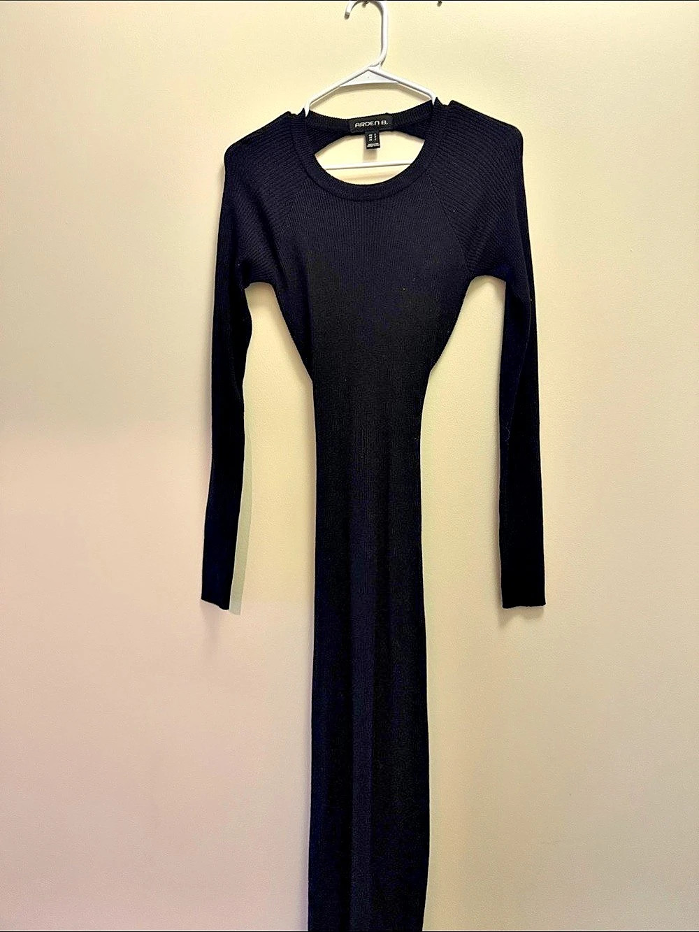 ARDEN B. Black Ribbed Maxi Dress Size Small